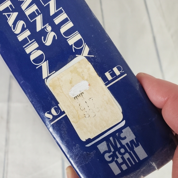 Esquire's Encyclopedia of 20th Century Men's Fashion Hardcover 1973 McGraw-Hill - Picture 16 of 16